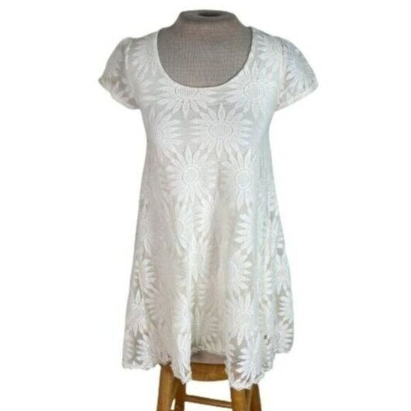 Urban Outfitters Dresses & Skirts - Urban Outfitters Kimchi Blue Lace Mini Dress Tunic Cream Ivory XS